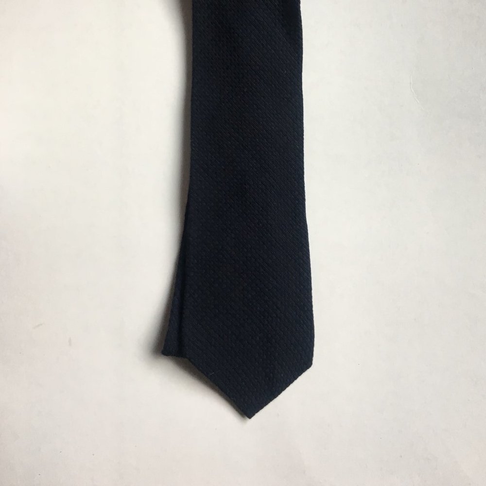 Donna Karan Black Tie 100% Silk